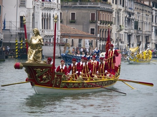 Venice: Epiphany Regatta - Dream of Italy
